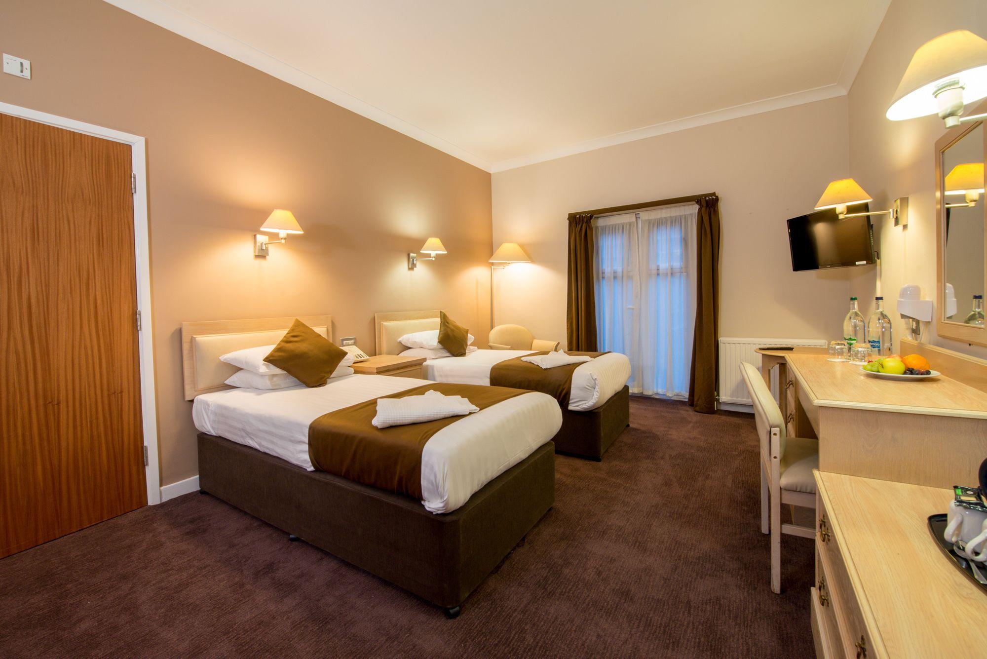 The Regency Hotel Solihull Exteriör bild